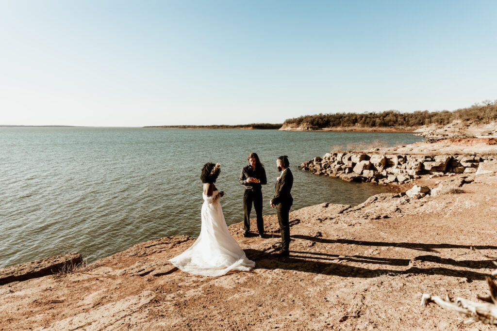 Boho chic elopement along the shoreline of Rockledge Park