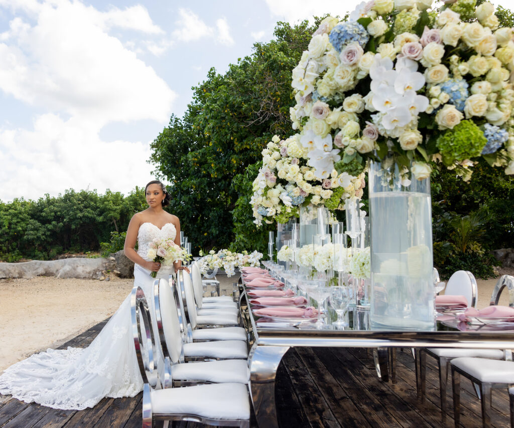 On Thursday, December 8th, a group of Muna Coterie creatives collabed in an exclusive styled shoot at Borghinvilla in Discovery Bay, Jamaica