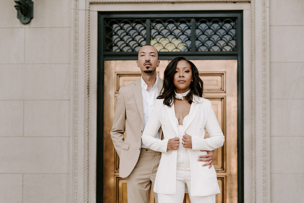 Classy engagement session in uptown Charlotte, North Carolina, takes us on a steamy walkabout from Idlewild Bar to City Hall. 