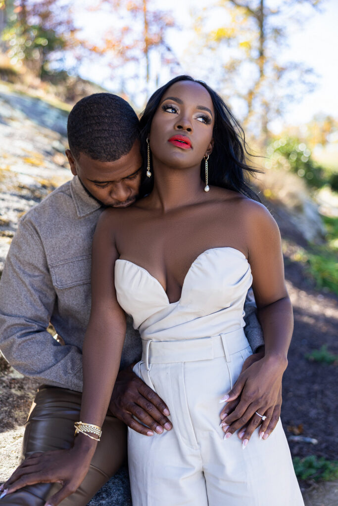 Featured in Issue 28, these serene chapel engagement photos in Landrum, South Carolina, were effortlessly captured by MunaCoterie member Smithalee Photography.