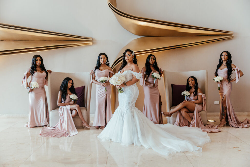 Featured in MunaLuchi Bride Magazine Issue 28, this stunning destination wedding in Montego Bay, Jamaica, is everything island vibes mixed with tropical glam details. 