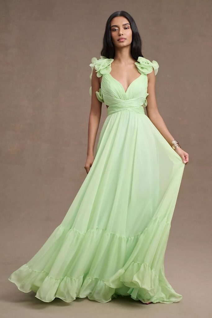 16 Best Summer Wedding Guest Outfits in Every Style - Munaluchi Bride
