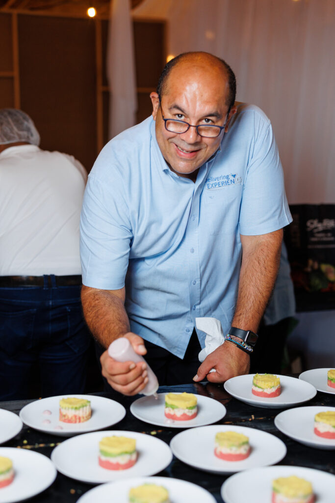 Juan Hernandez and his team of culinary creatives at Delivering Experiences are experts in delivering luxurious and unique culinary experiences! 