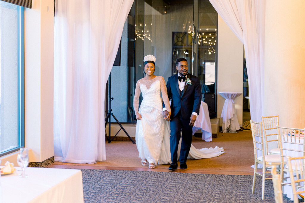 This outdoor luxe Nigerian wedding was a dream in Las Vegas and featured bold accessories, luxe details, and Nigerian culture.