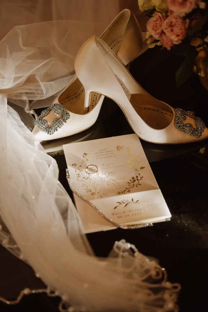 Kari and Terrance infused elements of a traditional Hindu wedding into their contemporary celebration at The Piermont in Babylon, New York!