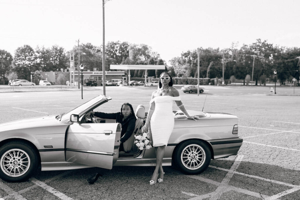 Uptown Charlotte, North Carolina was the perfect backdrop for T. Adams Designs' vintage urban elopement-styled shoot.