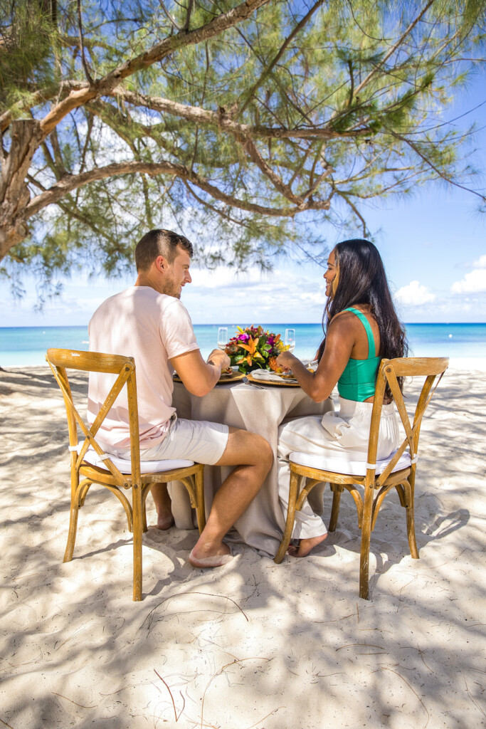 Featured in Issue 31, this helpful guide has everything you need to plan your dream destination wedding in the Cayman Islands.