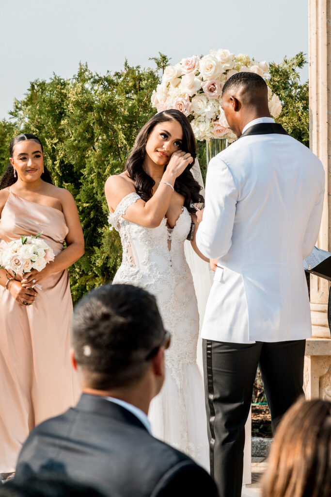 This pretty summer outdoor wedding featured timeless details and beautiful blush hues which made this wedding even more romantic.
