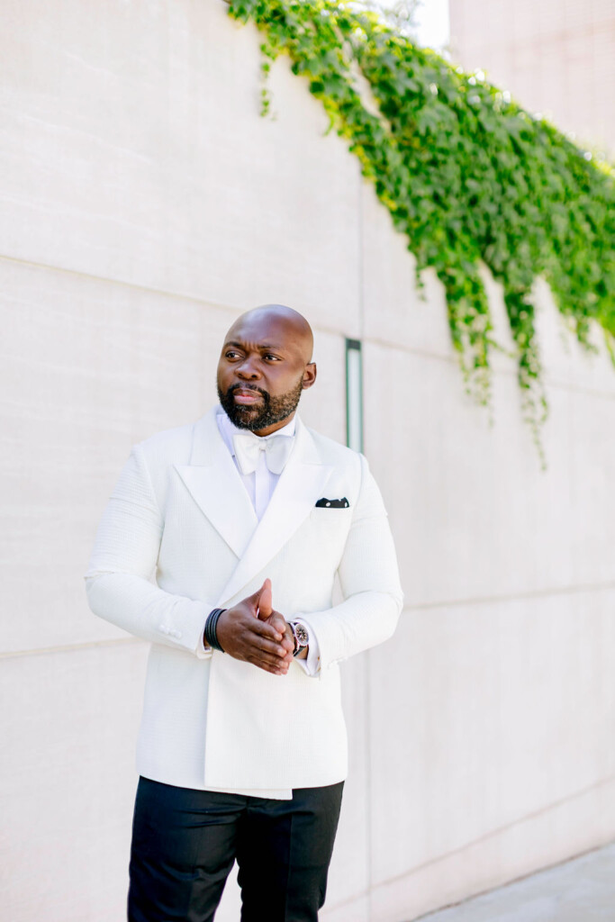 Featured in Issue 31, this Ghanaian traditional wedding and modern white wedding includes Akan culture and New-Age twists.