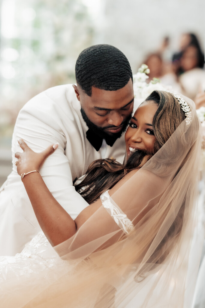 Featured in Issue 32, Evyn and Patrick exchanged vows in an elevated and classic wedding at the Peach Orchard Venue in Spring, Texas.
