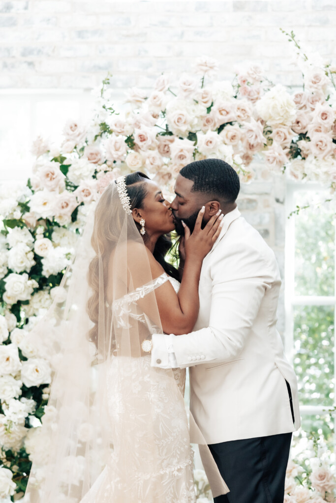Featured in Issue 32, Evyn and Patrick exchanged vows in an elevated and classic wedding at the Peach Orchard Venue in Spring, Texas.