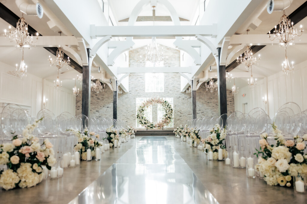 Featured in Issue 32, Evyn and Patrick exchanged vows in an elevated and classic wedding at the Peach Orchard Venue in Spring, Texas.