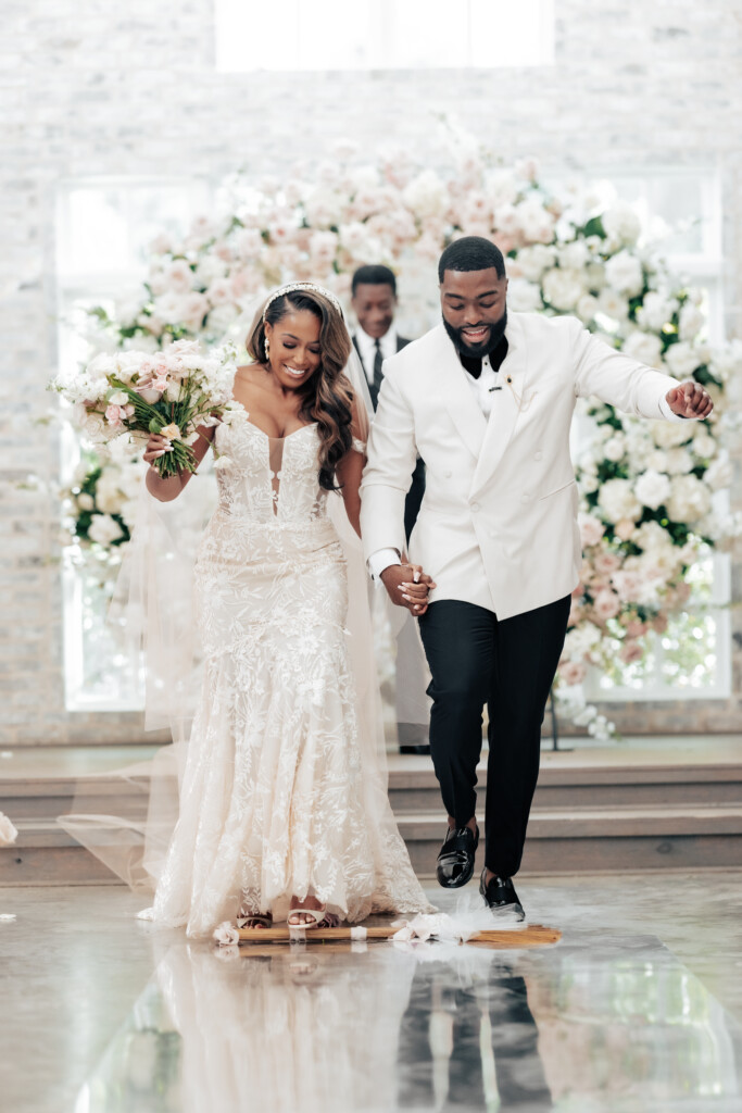 Featured in Issue 32, Evyn and Patrick exchanged vows in an elevated and classic wedding at the Peach Orchard Venue in Spring, Texas.