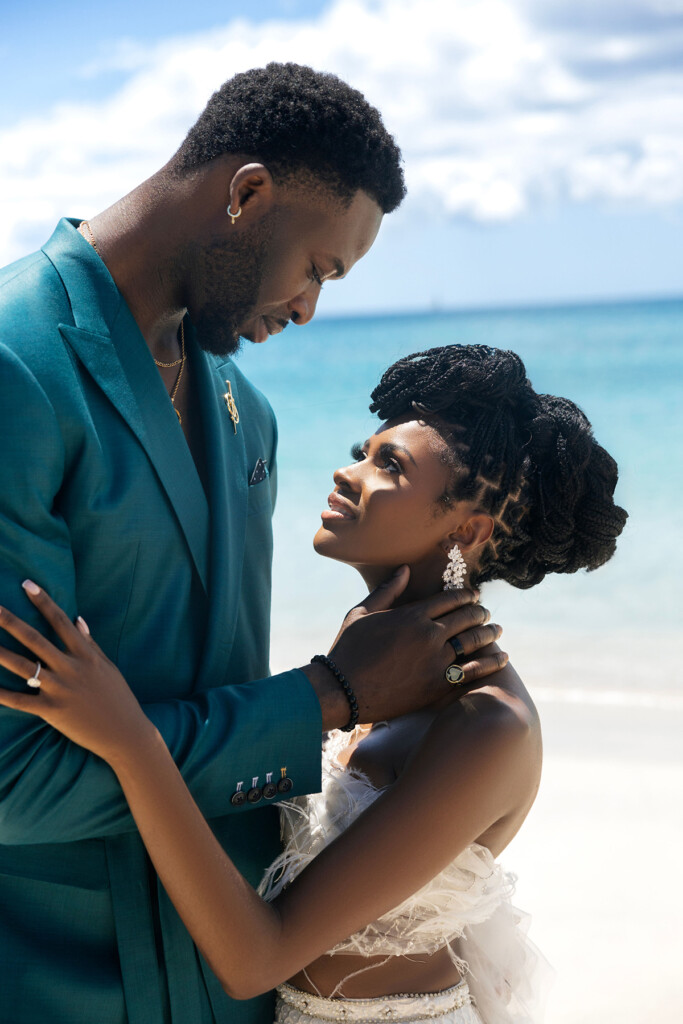 MunaLuchi Bride's issue 32 cover couple, Charity Lawson & Dotun Olubeko (from Season 20 of ABC’s hit TV show, The Bachelorette), celebrate one year of love!
