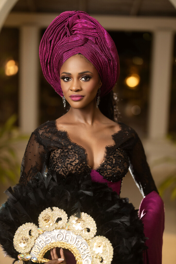 MunaLuchi Bride's issue 32 cover couple, Charity Lawson & Dotun Olubeko (from Season 20 of ABC’s hit TV show, The Bachelorette), celebrate one year of love!