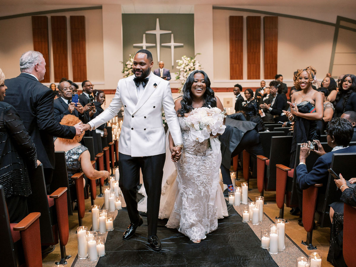 A Little Something Extra: Blending Black-tie Elegance and Fun, Shelvia and  JuTorrean's Wedding Perfectly Reflected Their Personal Styles and Louisiana  Culture - Munaluchi Bride, image size:1200x900