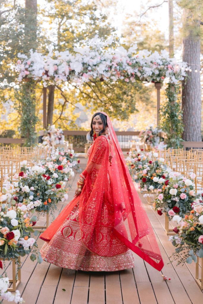 Combining traditional Hindu customs with Western elements, Soma and Arya celebrated their marriage with three luxurious events in The Woodlands, Texas.