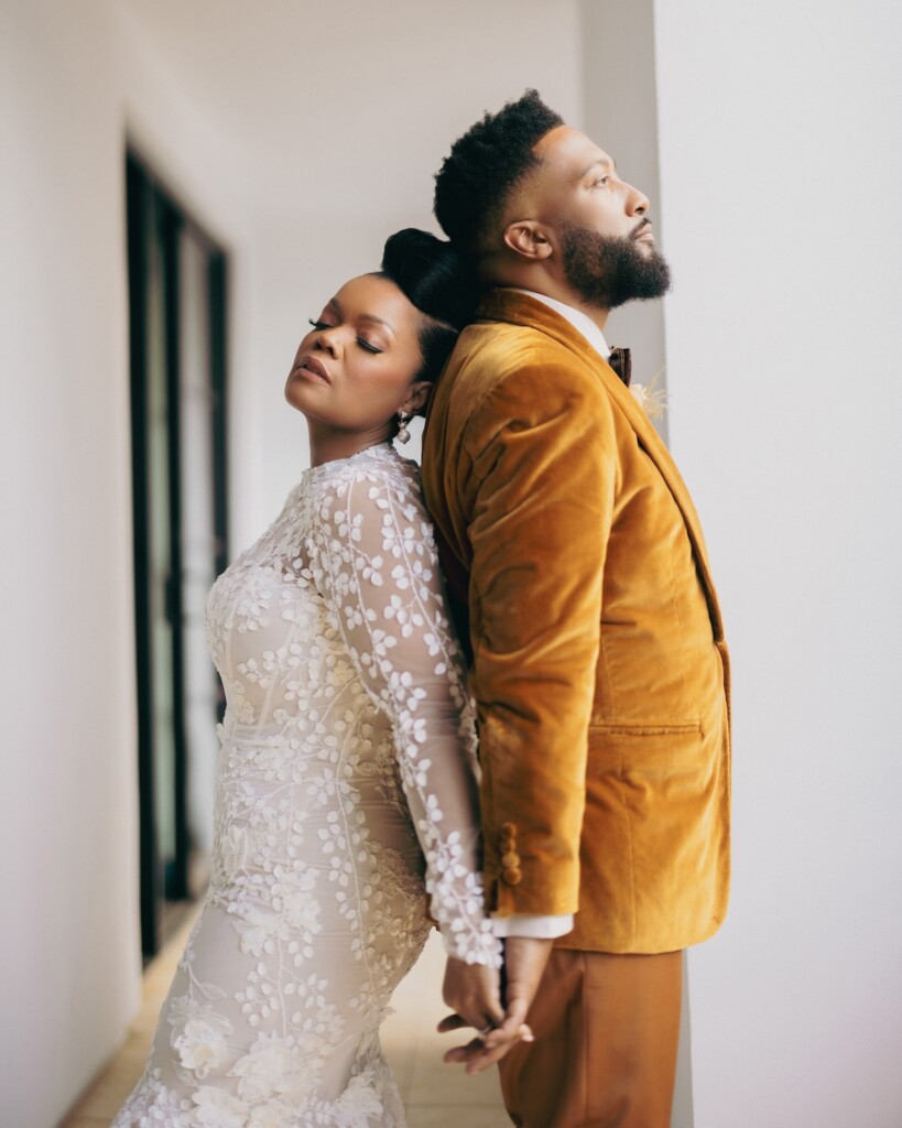 Yvette Nicole Brown and Actor Anthony Davis reflect on their wedding and inspiring love story as MunaLuchi Bride's issue 33 cover couple!