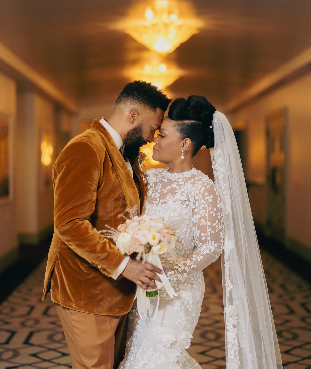 Yvette Nicole Brown Anthony Davis Love Is Worth The Wait Munaluchi 9yJSl 