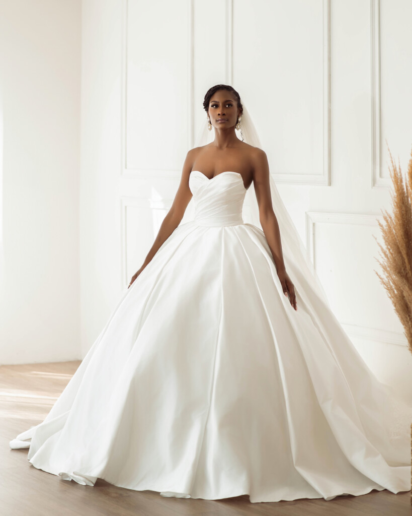 Dress Giveaway Alert: Win 50% OFF a Custom Sara E. Bridal Gown at A Brides Expo 2025 in Fort Lauderdale, FL, on June 29, 2025.