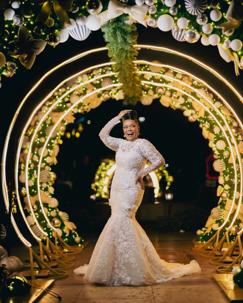 Yvette Nicole Brown and Actor Anthony Davis reflect on their wedding and inspiring love story as MunaLuchi Bride's issue 33 cover couple!