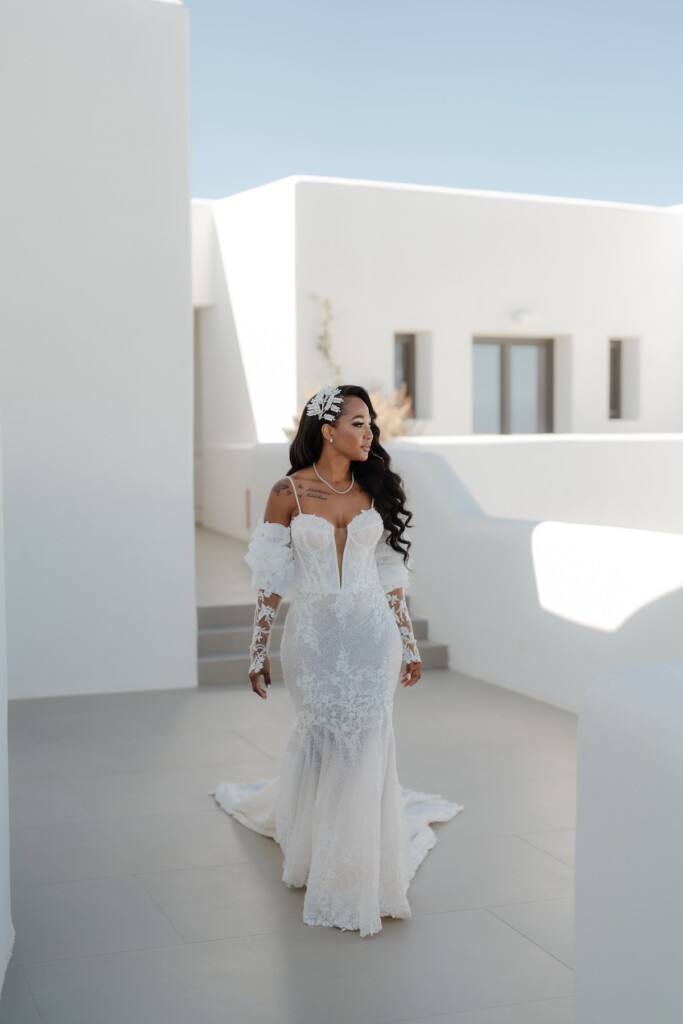 Valerie and Kingsley's gorgeous wedding in Santorini, Greece, was featured in Issue 33! Read how they found lifetime love four doors down.