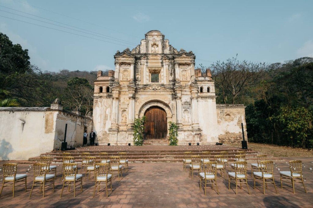 Rose and Chuck cemented their love in a timeless destination wedding amid ancient ruins in Antigua, Guatemala.