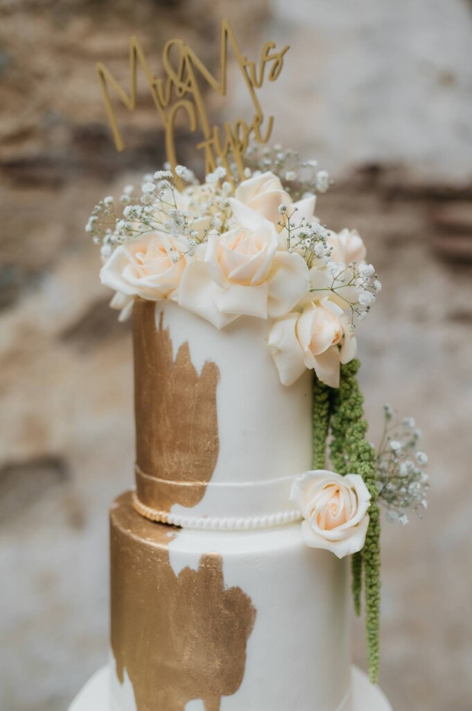 Rose and Chuck cemented their love in a timeless destination wedding amid ancient ruins in Antigua, Guatemala.