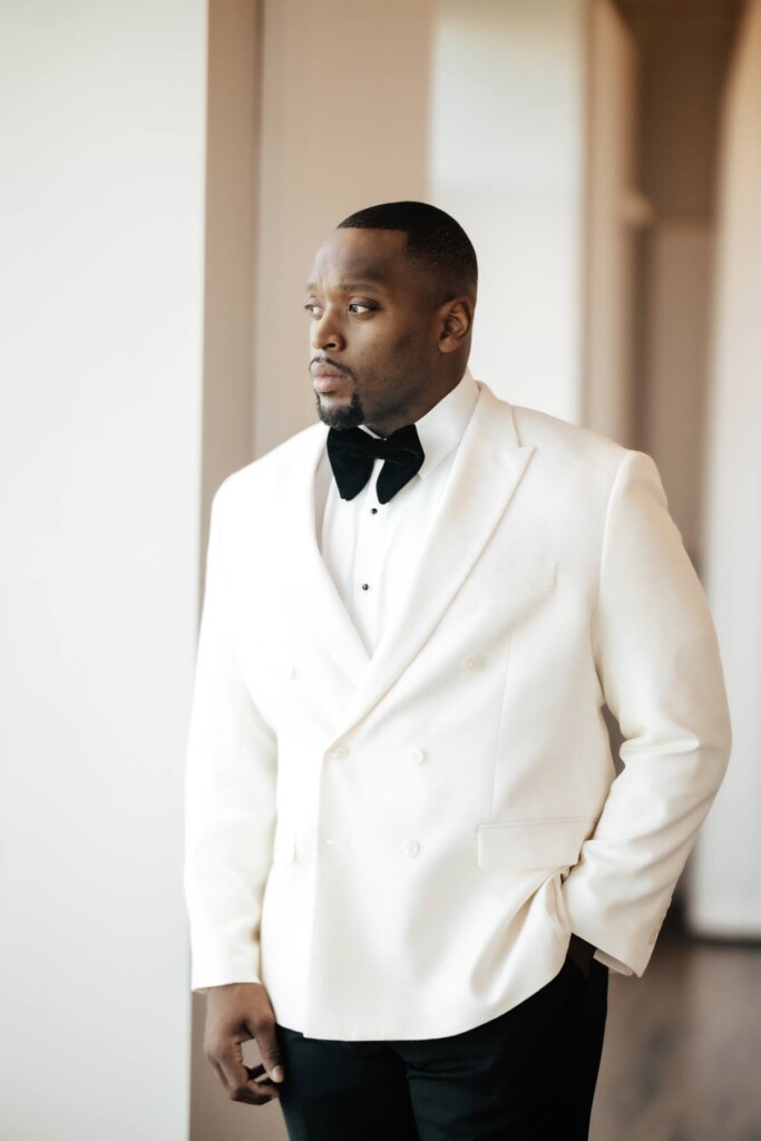 Four years after first connecting via social media, Danielle and Jachovian (Jay) said "yes" to forever in a romantic black and white wedding in Murfreesboro, Tennessee.