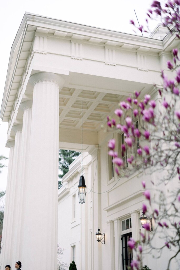 This stunning styled shoot at the Wadsworth Mansion in Middletown, CT perfectly captures the elegant vibe of a springtime wedding in New England.
