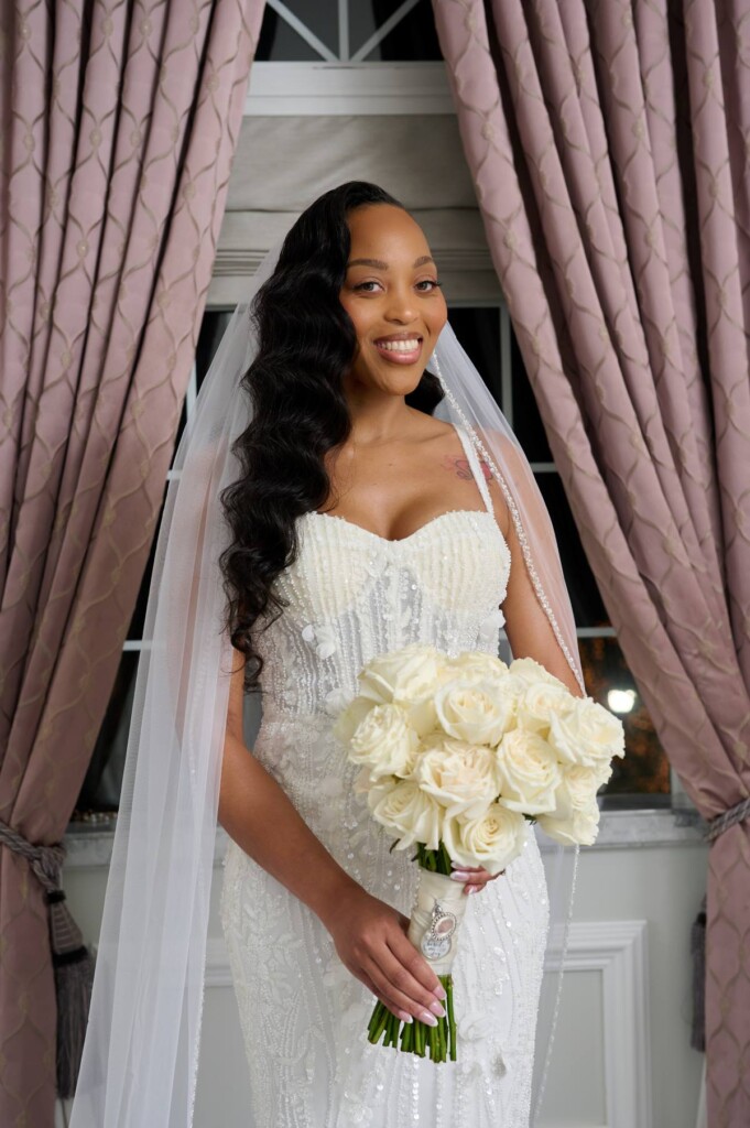 Monique and Benedict rang in the new year with a glamorous New Year's Eve wedding in Rockleigh, New Jersey.