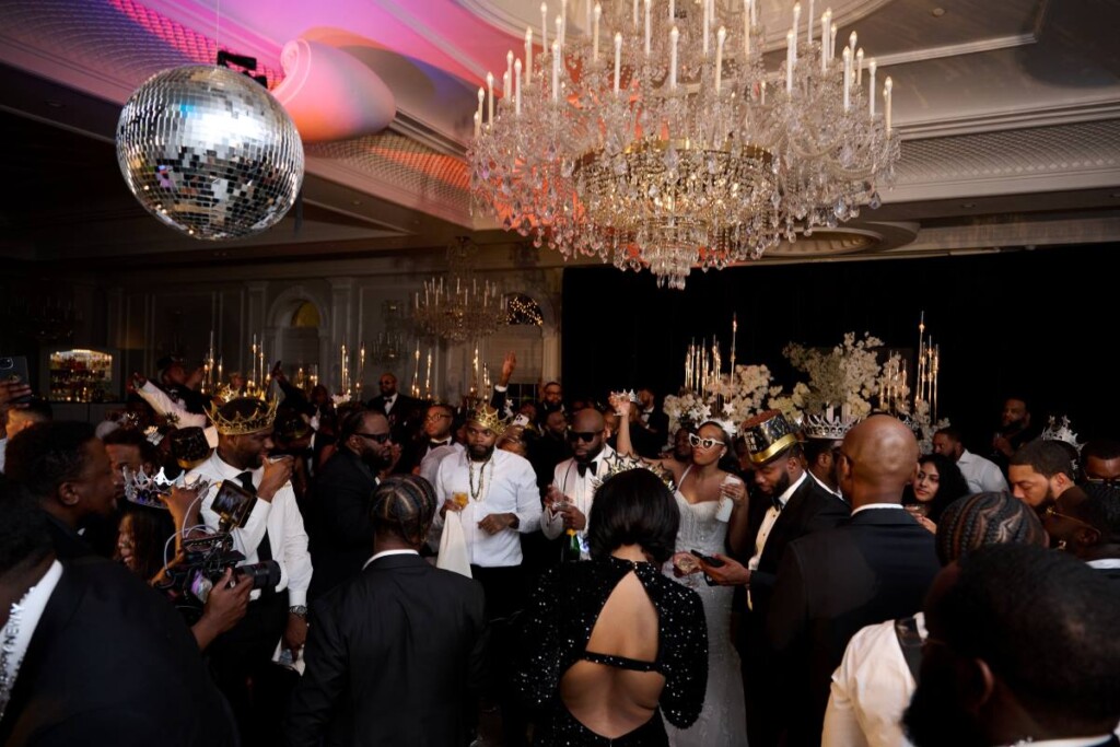 Monique and Benedict rang in the new year with a glamorous New Year's Eve wedding in Rockleigh, New Jersey.