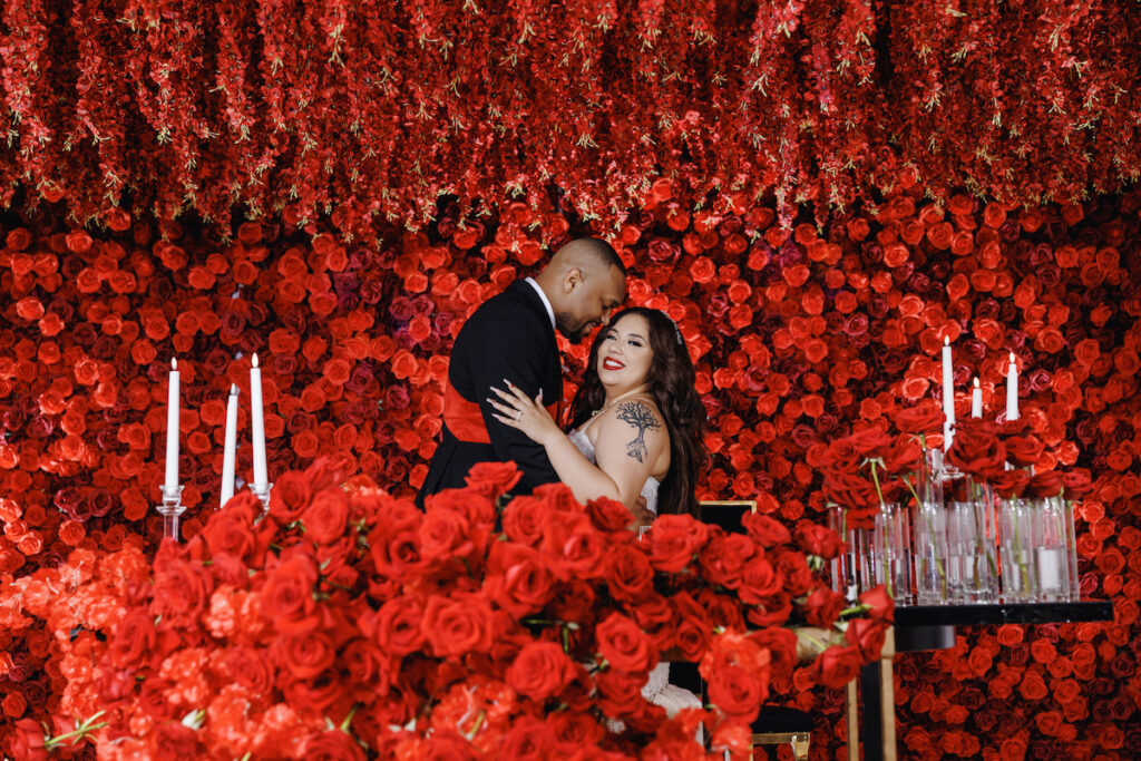 In celebration of the 4th of July, we’re turning up the romance with a theme that’s equal parts patriotic and petal-perfect: Red, White & Bloom.