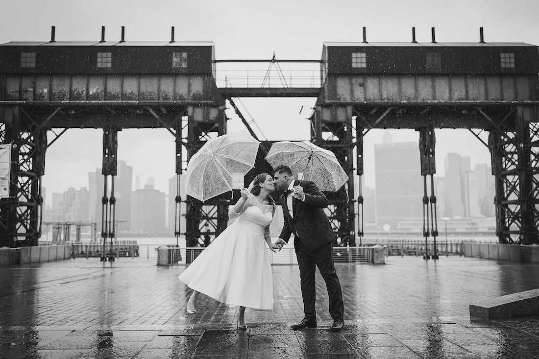 mo janet long island city wedding in black and white