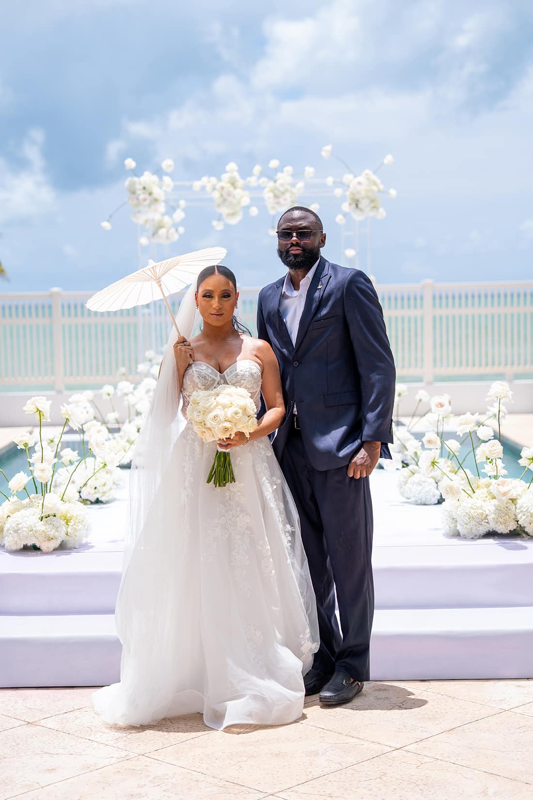 Coastal Bahamian Wedding Inspiration Framed by the Turquoise Sea